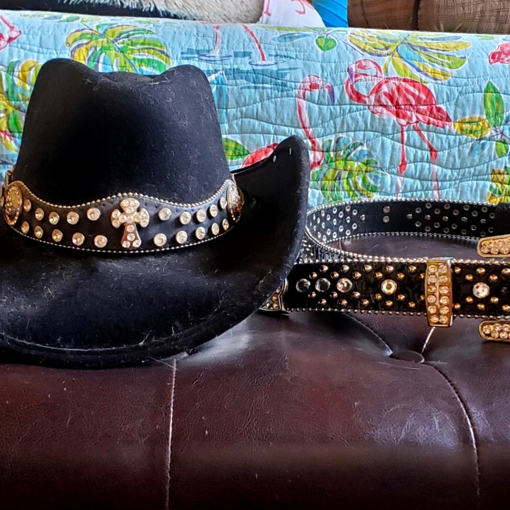 Cowboy hat and belt